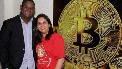 Foto de Esposa de ‘faraó dos bitcoins’ é presa em Chicago, nos Estados Unidos