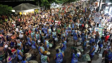 Desfiles de blocos de Carnaval começam sexta-feira