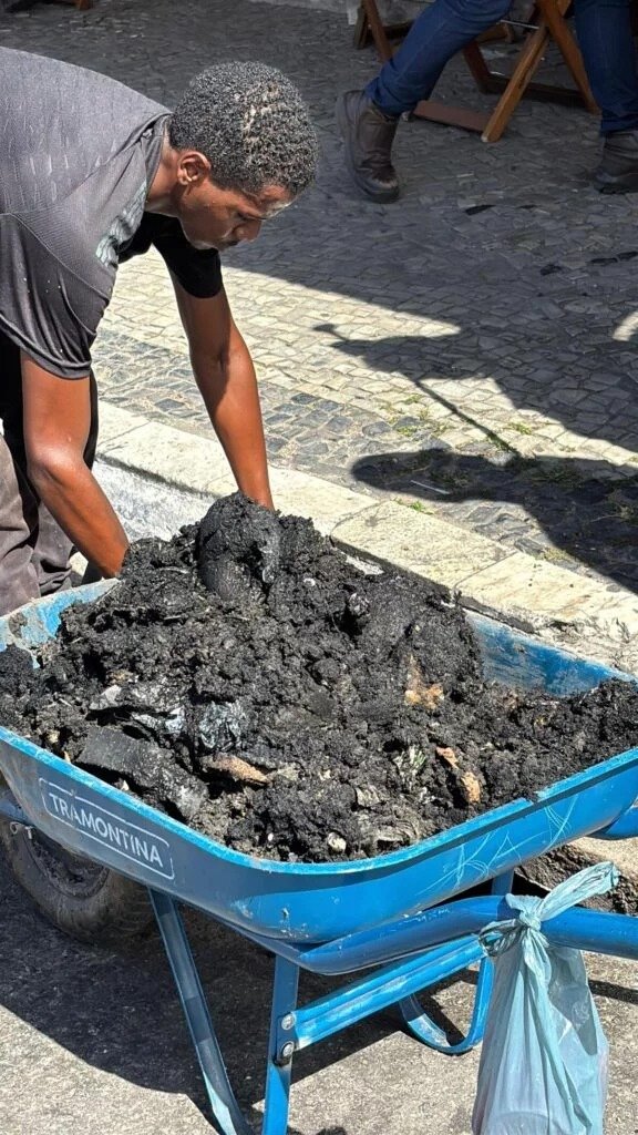 Prefeitura de Cabo Frio avança no trabalho preventivo de desobstrução da rede de drenagem pluvial