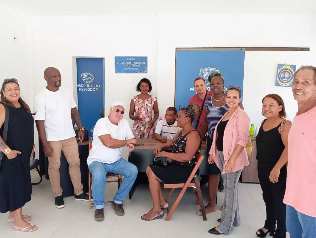 Coordenadoria da Igualdade Racial de Búzios realiza reunião sobre turismo comunitário e políticas para povos tradicionais no Mercado do Pescador